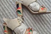 Tory burch