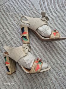 Tory burch
