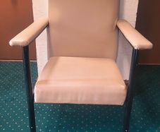 Orthopedic chair