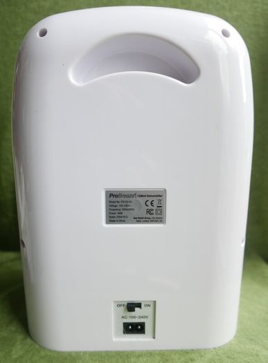 Pro Breeze 500ml Premium Dehumidifier for Damp, Mould, Moisture in Home, Kitchen, Bedroom, Caravan, Office, Garage