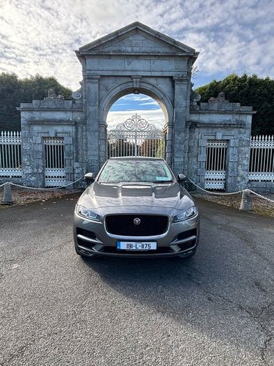 Jaguar F-pace