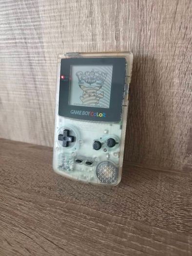 Nintendo Gameboy Colour + Pokemon Yellow