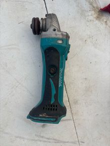 Makita 18V Cordless Angle Grinder