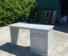 Bespoke desk