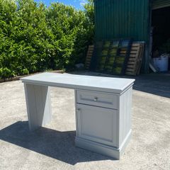 Bespoke desk
