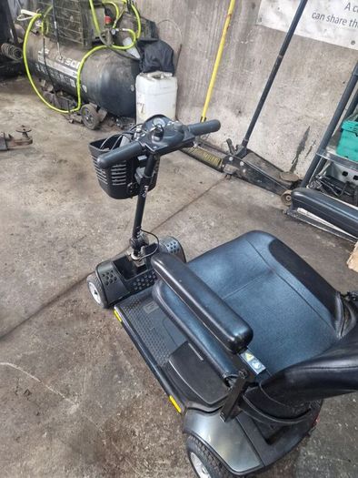 Go Go Elite Traveller Mobility scooter
