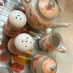 Teapot, salt & pepper shakers, Sugar bowl, milk jug