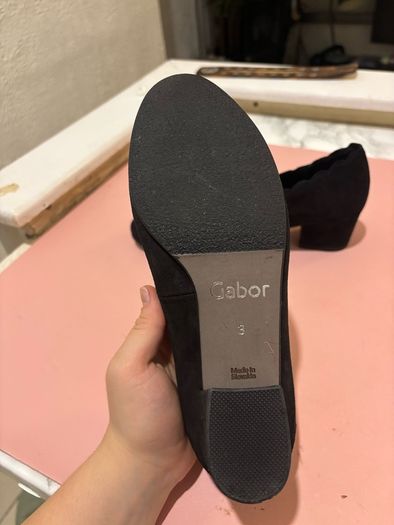Gabor women's shoes (size 3)