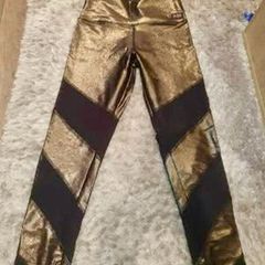 PINK Victoria's Secret Ultimate Leggings Size S Gold Shimmery Mesh Panels
