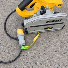DeWalt DWS520 110V Plunge Track Saw