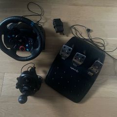Logitech G29 Steering Wheel with Accessories