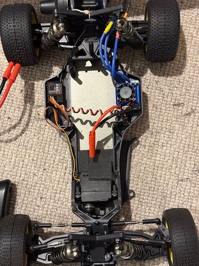 Basher BSR Racing BZ-222 1:10 Brushless RC Buggy + Radio, Charger & Box