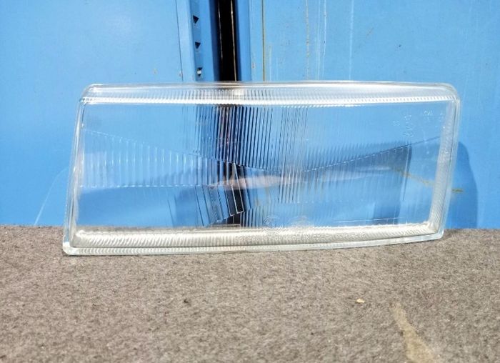 Genuine Skoda Felicia 6U RHD Headlamp Lens 6U2941115A (C10402)