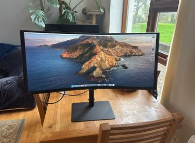 Samsung - LED monitor - curved 34"