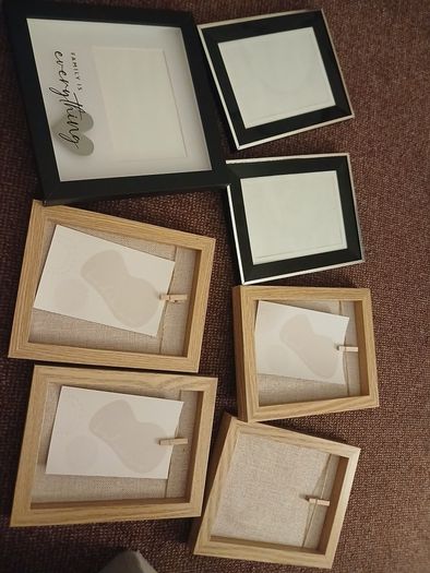 7 picture frames