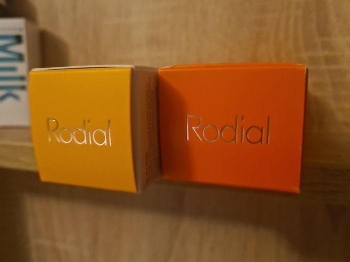 Rodial Dragon's Blood Hyaluronic Mask 50ml RRP 59E and Rodial Vit C drops 30ml.. Excellent for Hydration.  2 for 30e