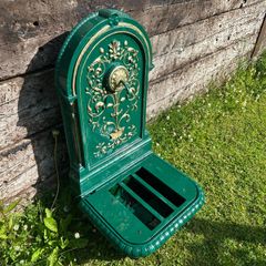 Vintage French style cast iron water fountain/basin