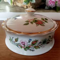 Aynsley Wild Tudor Trinket Box