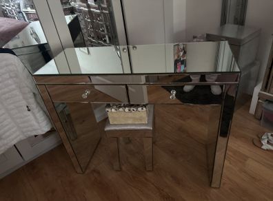 Mirrored console table