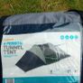 4 man tent Image 3