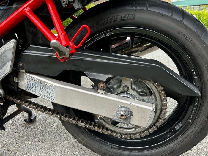 Clean Suzuki Bandit 600s
