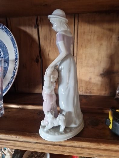 porcelain mother and child
