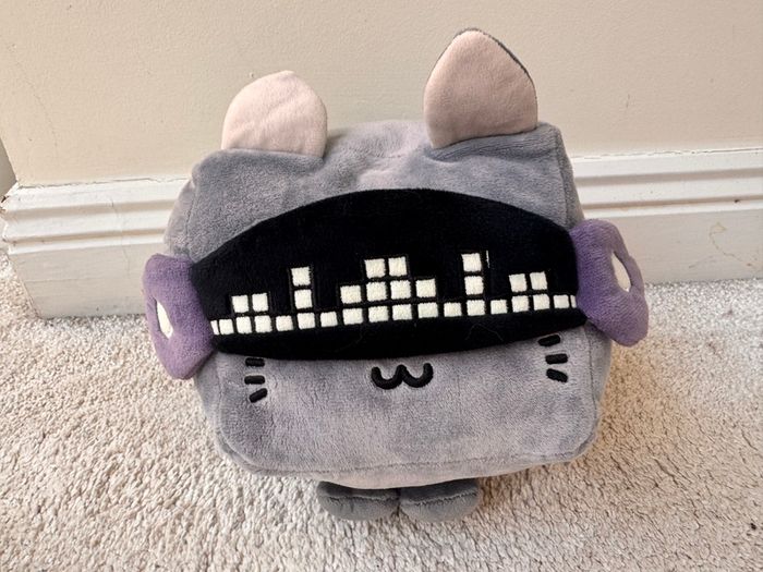 Pet Simulator X Techno Cat Plush with Headphones approx. 18 cm. Used Please see photos