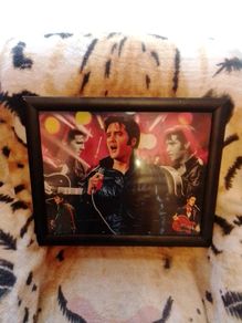 Elvis Memorabilia - Elvis Presley Framed Picture