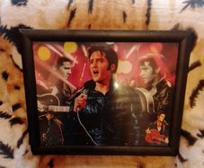 Elvis Memorabilia - Elvis Presley Framed Picture