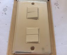 Light Switch with 4 Switches.
