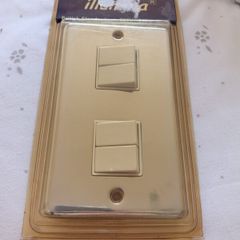 Light Switch with 4 Switches.
