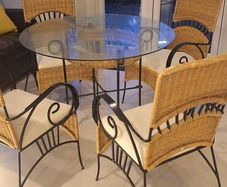 Rattan setting 4 chairs and table