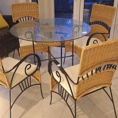 Rattan setting 4 chairs and table