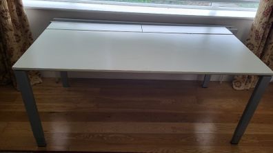 Free desk/table in Dun Laoghaire