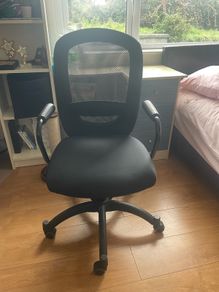 Black Ikea office chair