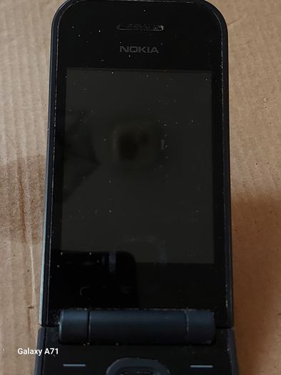 NOKIA KaiOS Flip Phone, Model Nokia 2027 Flip, 4GB, KaiOS 2.5.2 in excellent condition