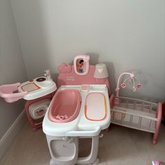 Smoby Baby doll nurse play centre