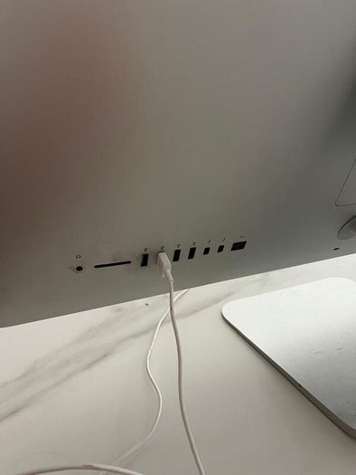 Apple iMac 27 Used, Older Model, Great for Home or Office