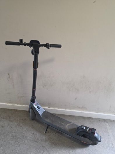 NIU KQi2 Pro Electric Scooter | Range 40km (EU version)