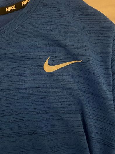 Boys nike t-shirt xl