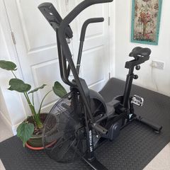 Spin bike