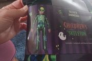 Costume