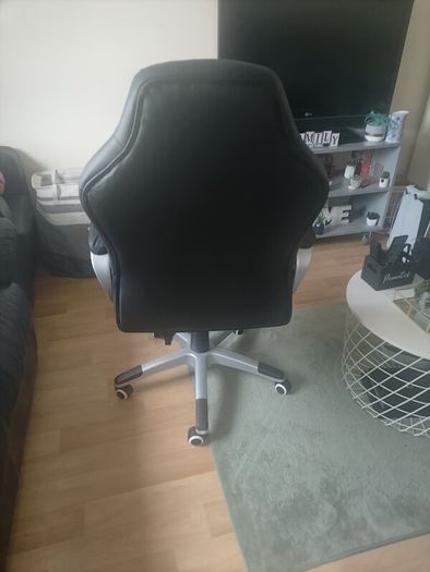 gaming chair