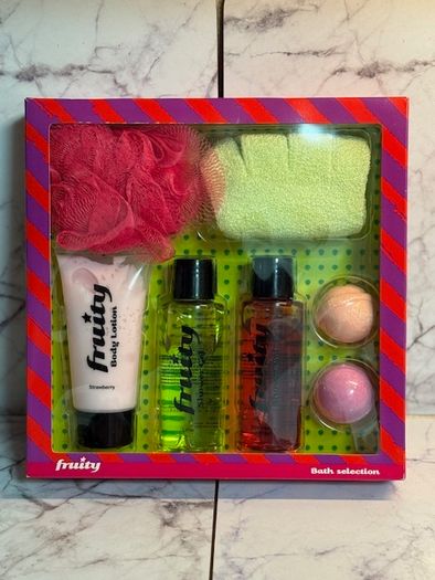 Bath set