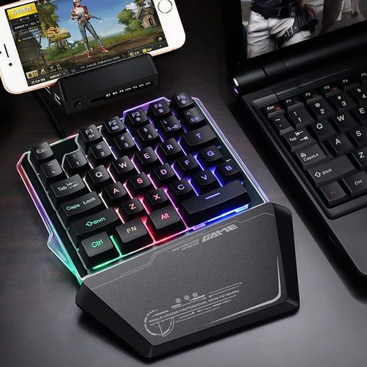 Gaming Keyboard RGB Backlit, 7KEYS 35 Keys Ergonomic Mini Keyboard with Wrist Rest, Half Keyboard for PC Gaming (Keypad)