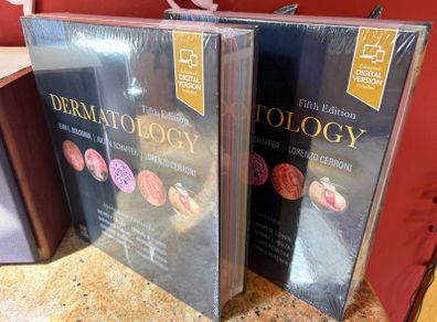 Dermatology, 2-volume hardback set NEW