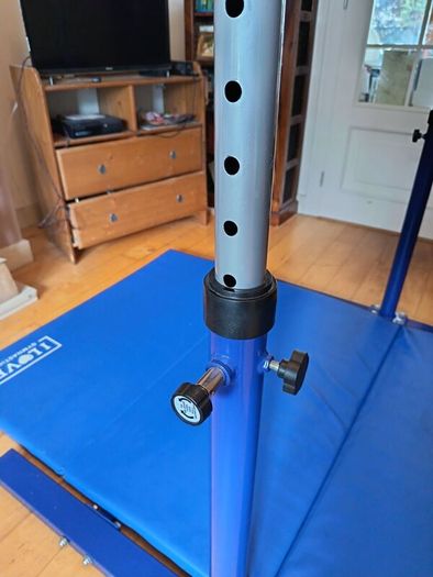 love gymnastics high bar & folding mat