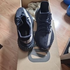 Yeezy 350 V2 Oreo