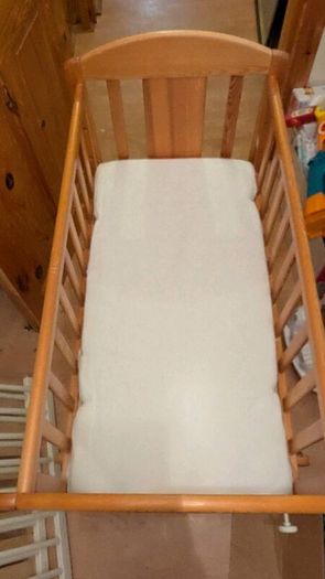 Gliding crib