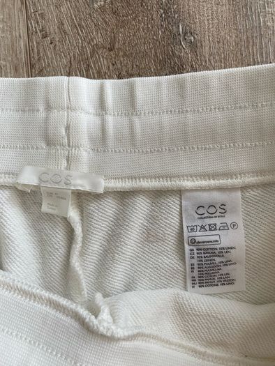 COS women shorts size M